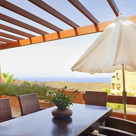 Апартаменты Palm-mar Sleeps 6 Pool Wifi